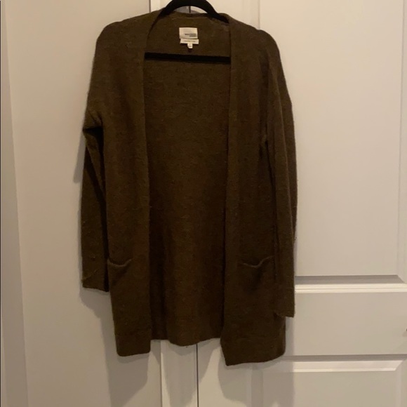 Aritzia Sweaters - Aritzia Wilfred Free Cardigan